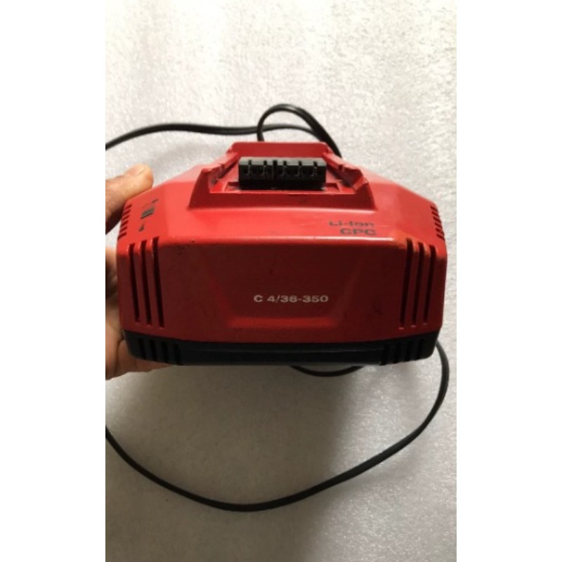 Multi-Voltage Fast Charger C 4 - Power Tools Hilti ulasan dan harga